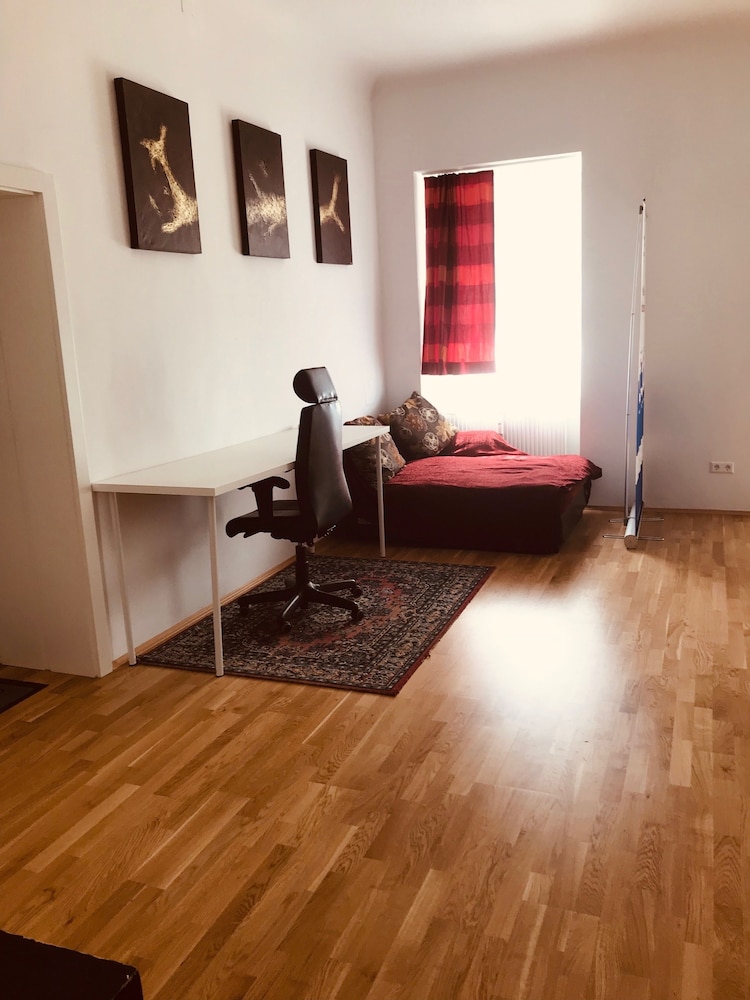 Photo 16