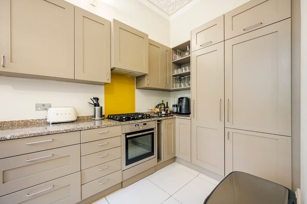 Kensington High Life- by Out of Office Lifestyle