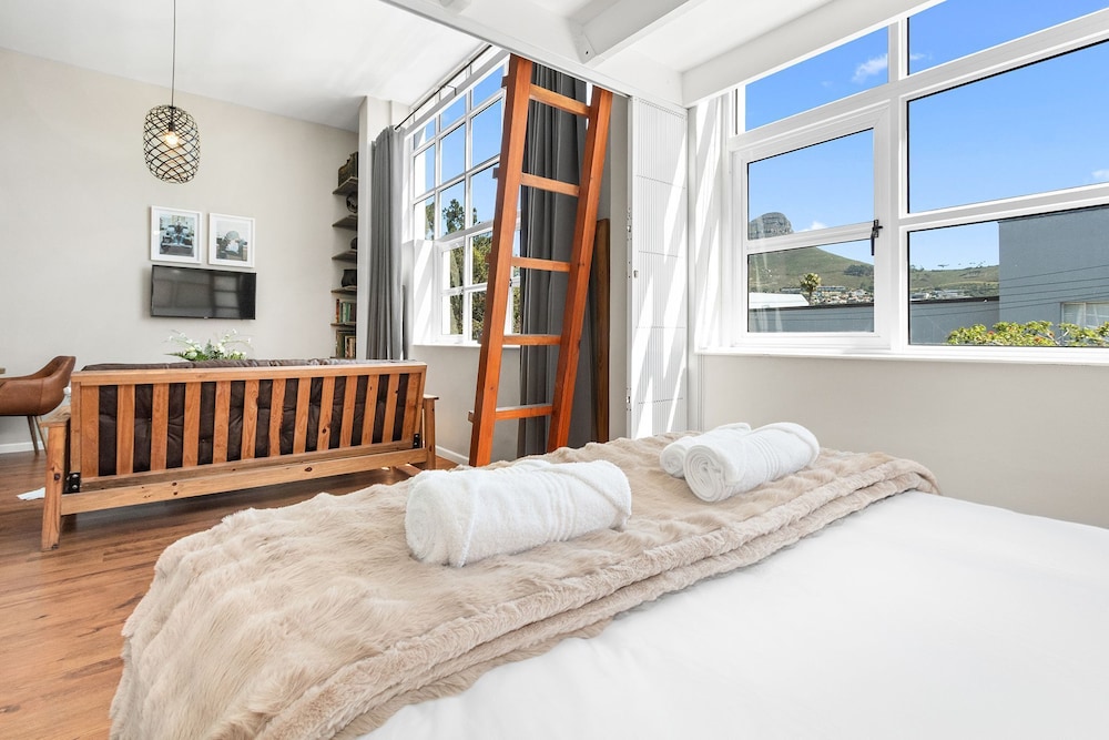 Gardens Loft Studio