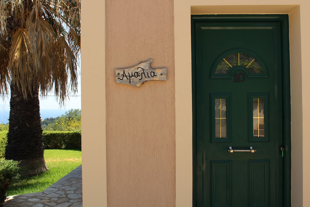 Oneira Villas