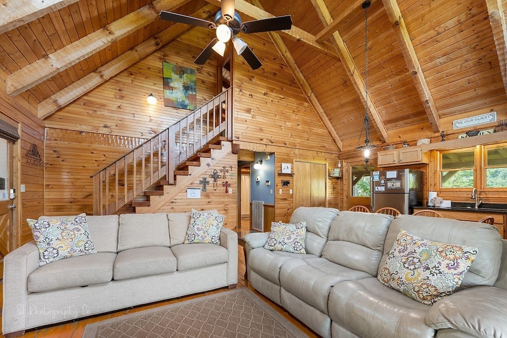 Sweet Magnolia 2 Bedroom Home