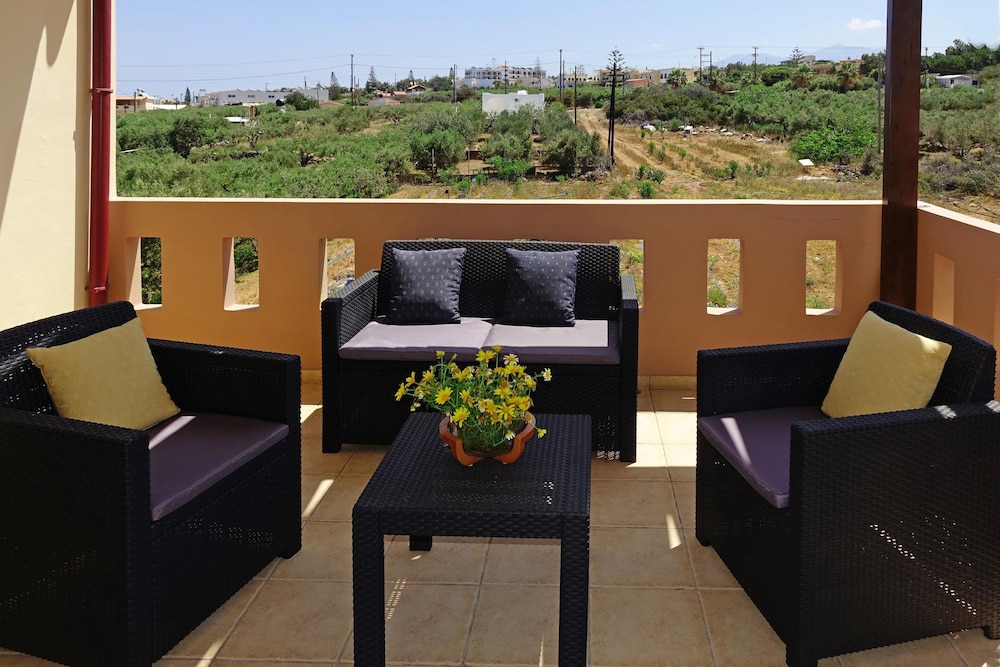 Villa Styliana - Annisaras - near the beach