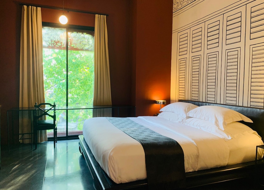Amdaeng Bangkok Riverside Hotel 26