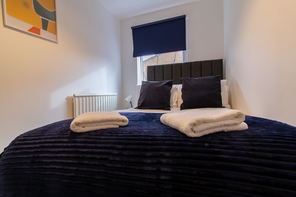 Stunning 2-bed Apartment in Washington view 3