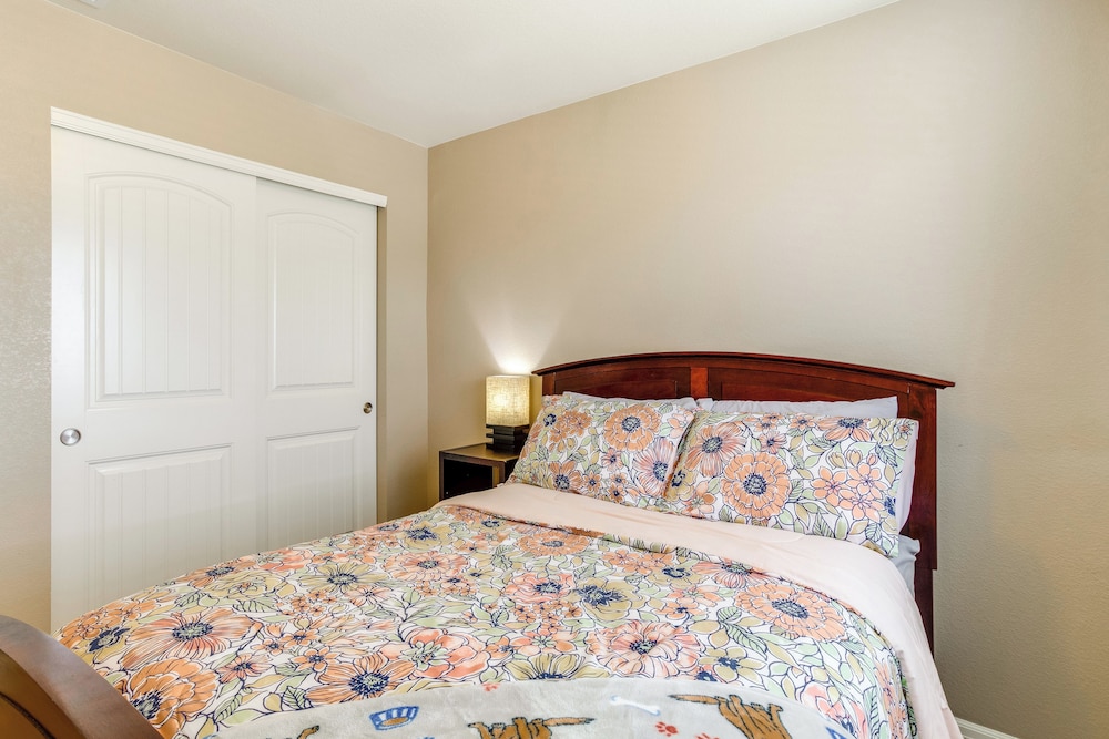Denver Area Home: 4 Mi to DIA & I-70 Access!