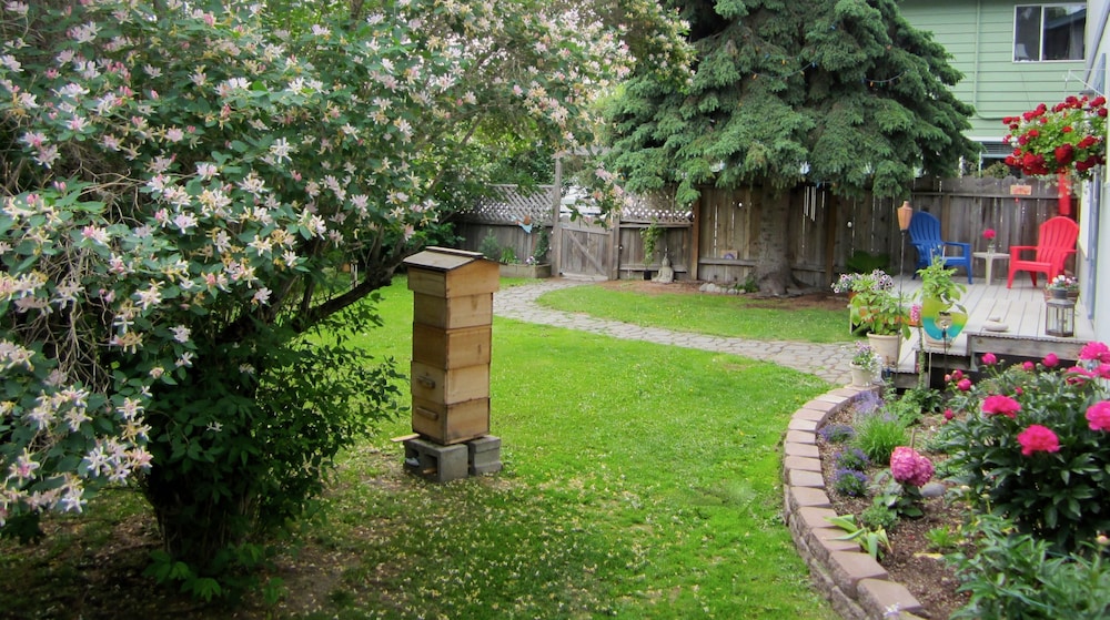 Gardenside Bed and Breakfast