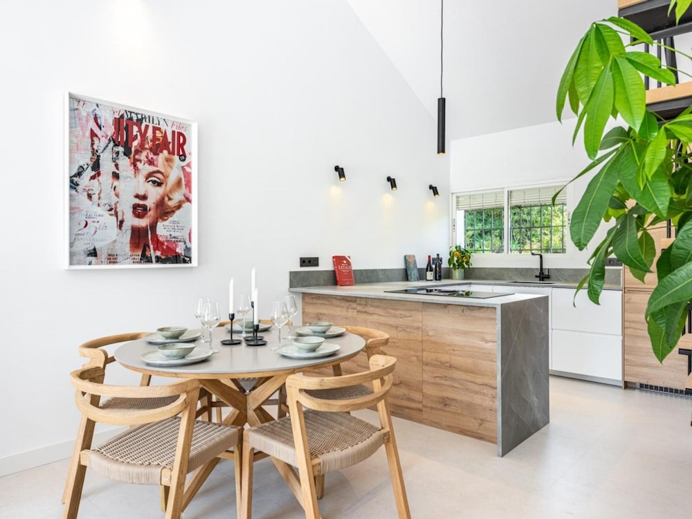 Agrupadas Beautiful Duplex With Amazing Location