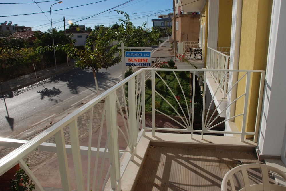 Sunrise Luxury Apartments