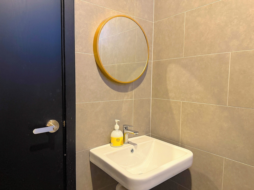 Neu Suites By RASBO Galaxy Suites