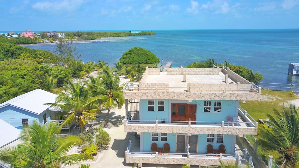 Blue Bay Cottage