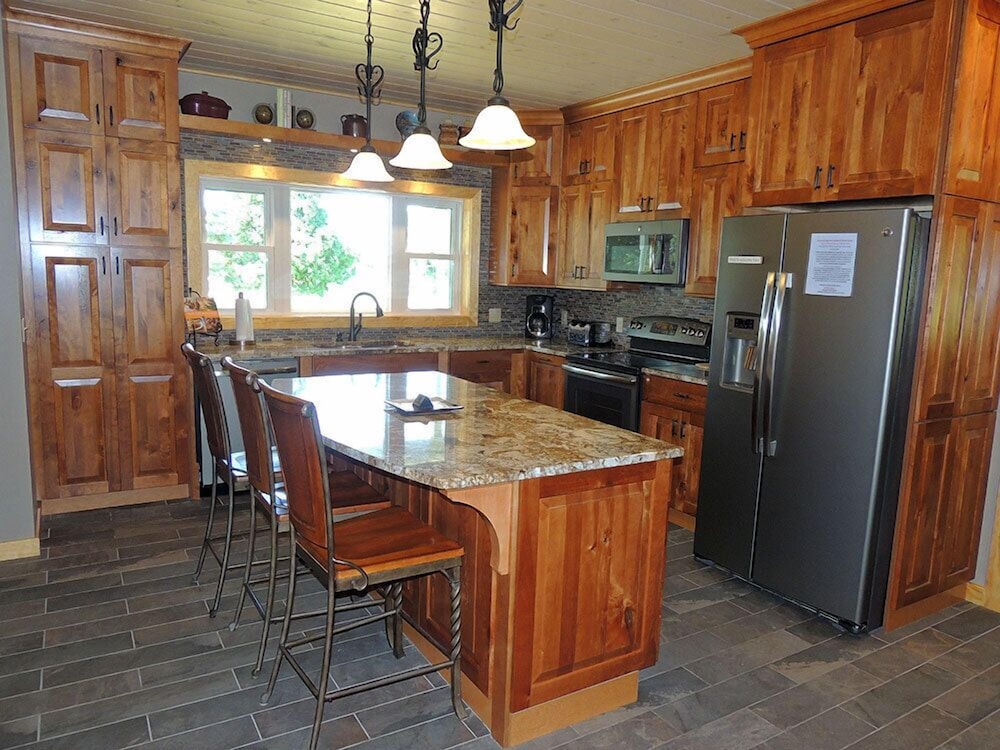Angel Rock Waterfront Cottages and Vacation Homes