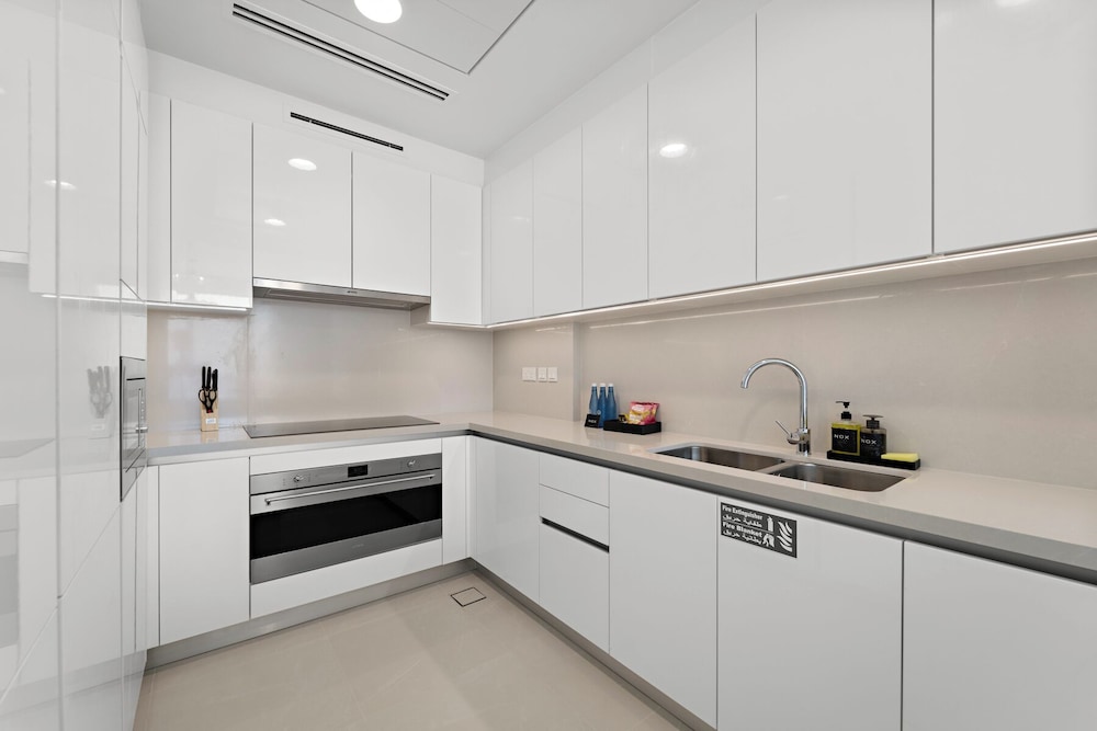 2BR M Peaceful Yet Central Dubai