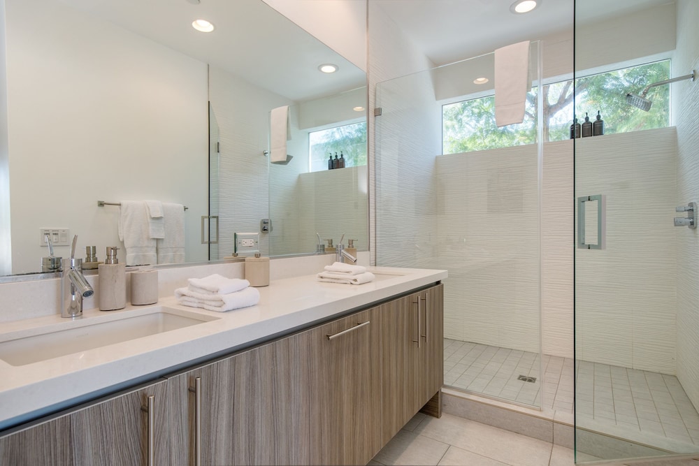 Polo Villa 4 by Avantstay Features Outdoor Kitchen Pool Spa 260318 5 Bedrooms view 2
