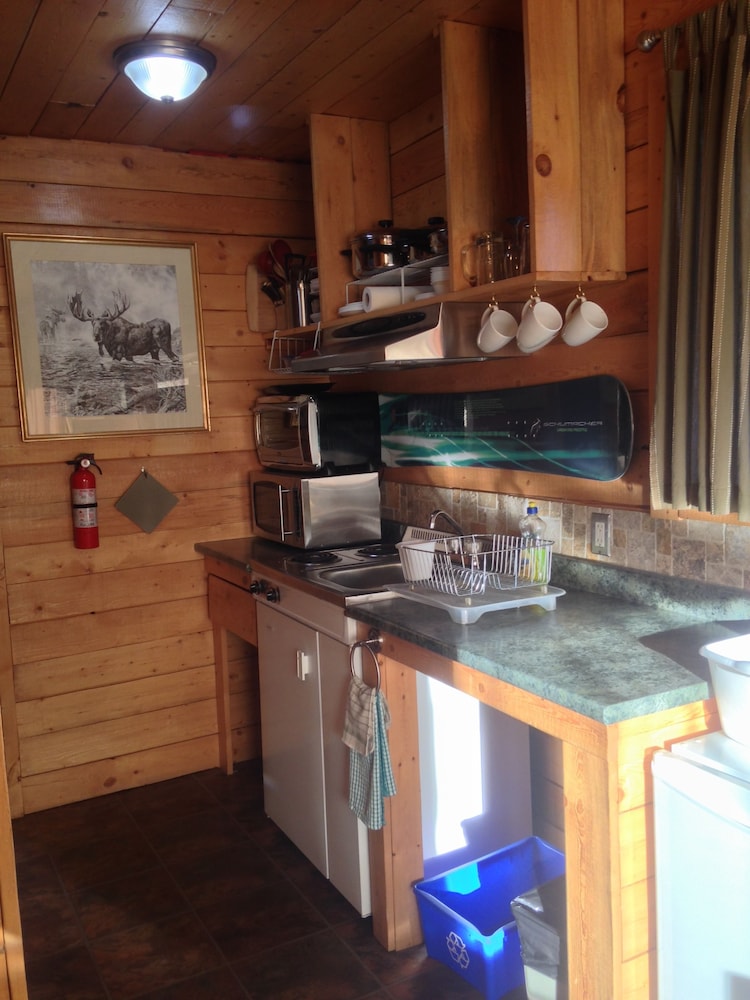 Glacier View RV Park and Cabins