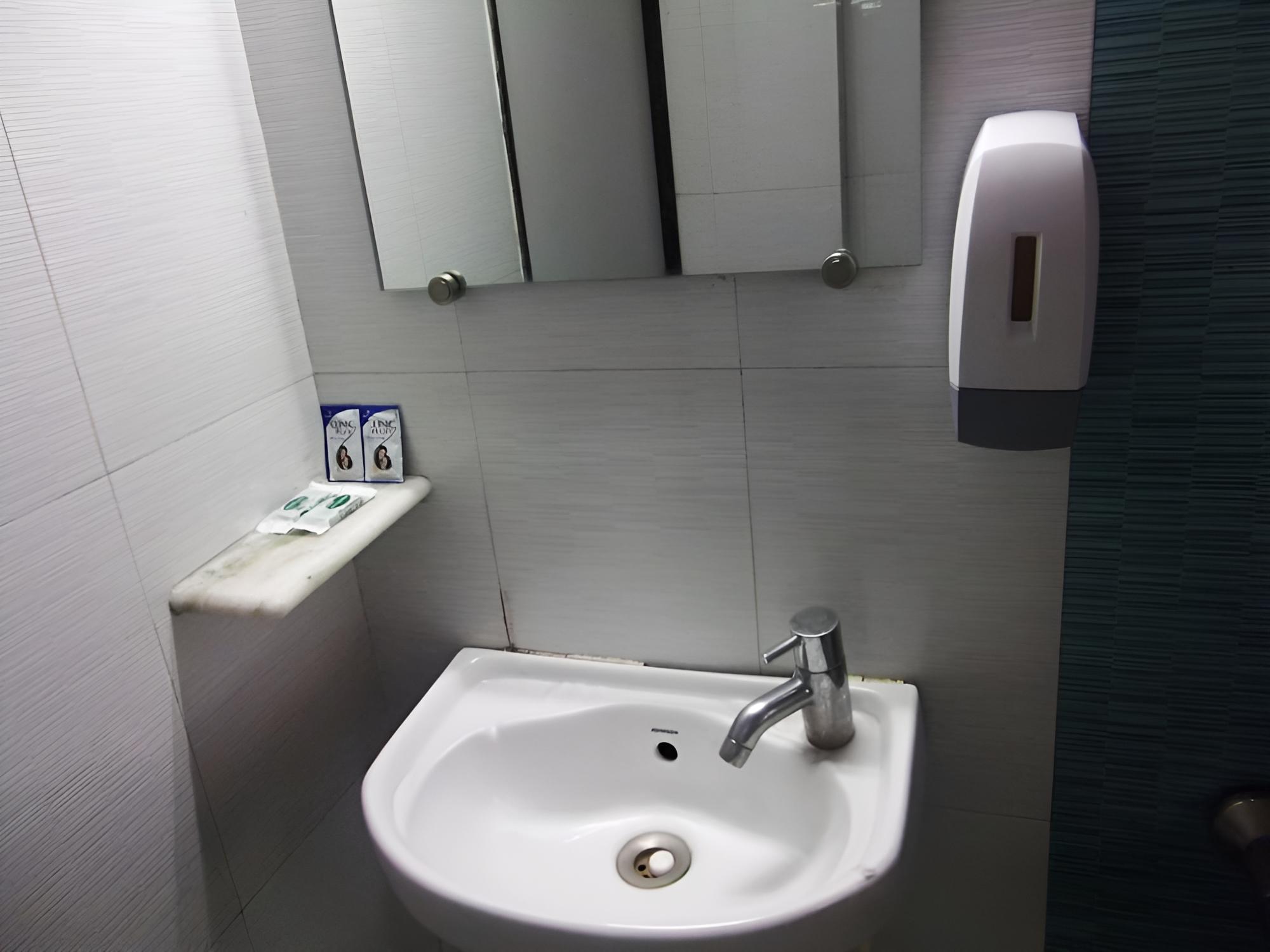 Hotel Lokesh