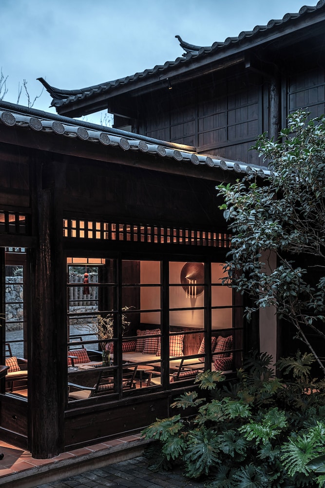 Lijiang Old Town  Lanshe hotel