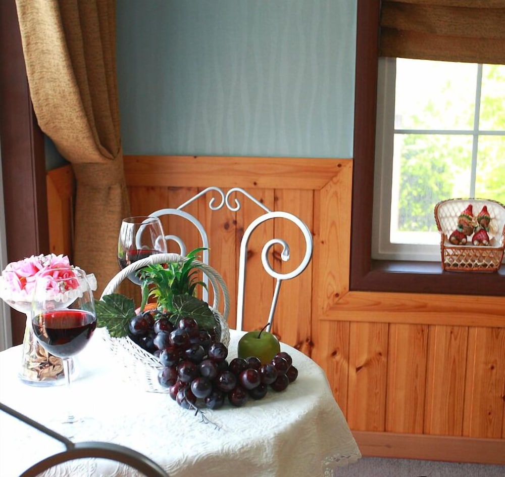Petit Maison Pension