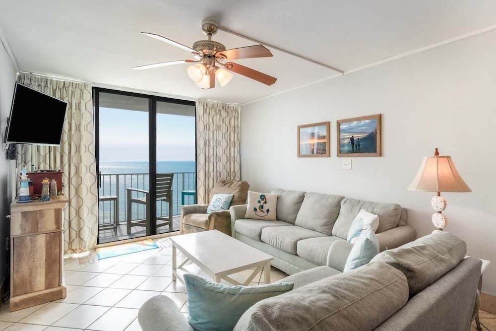 Sands Beach Club 1116 2 Bedroom Condo
