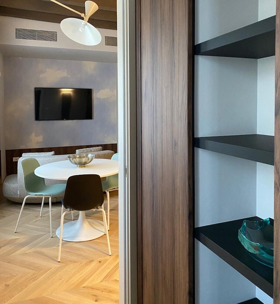 One bedroom apartment- Bandello 22