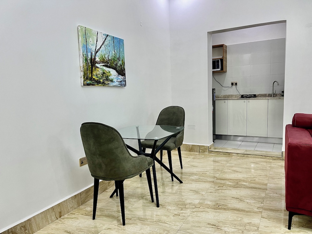FURNISHED APARTMENTS