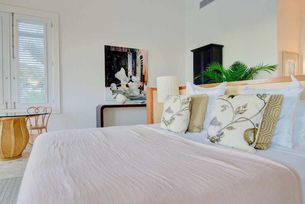 Villa Alta Gracia w Private Pool Designer Decor