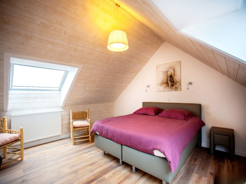 Modern, Snug Holiday Home Near Koksijde Beach