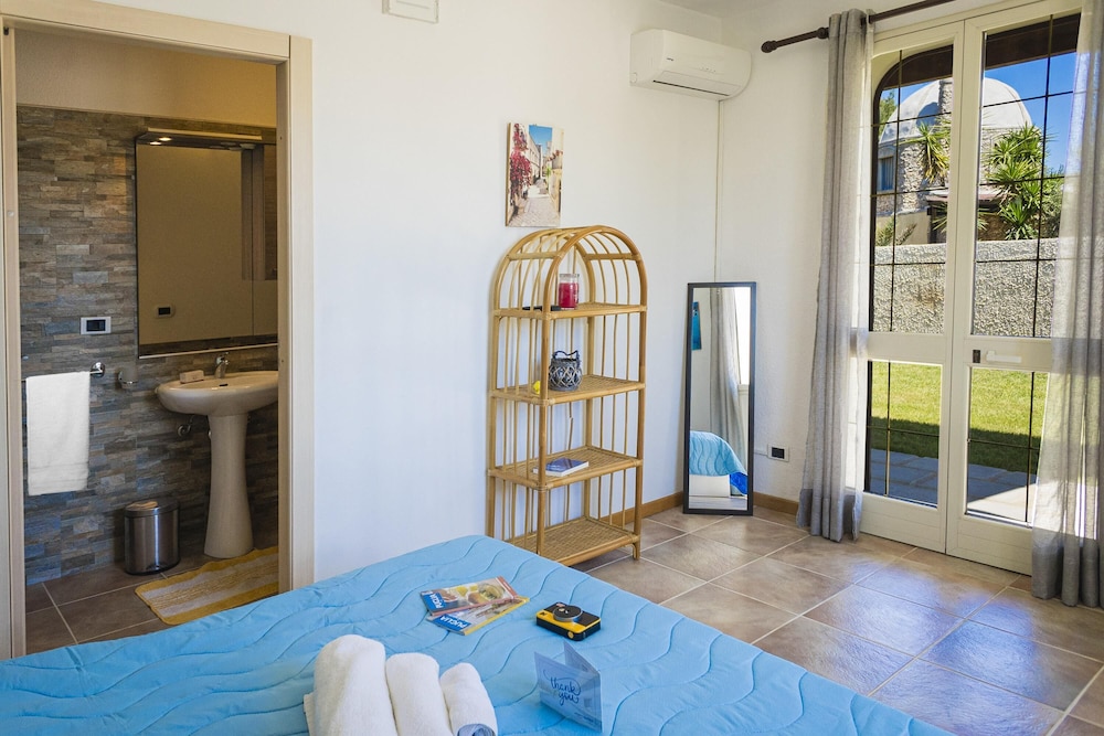 Villa El Capitano With Garden and Pool