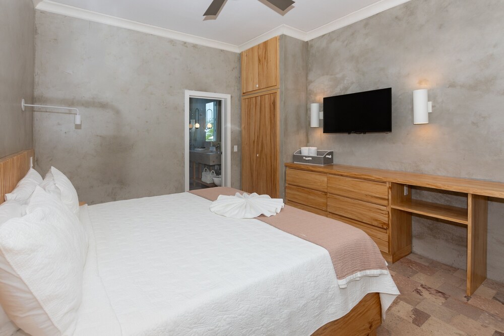 Todo Es Posible 4 Bedroom Home