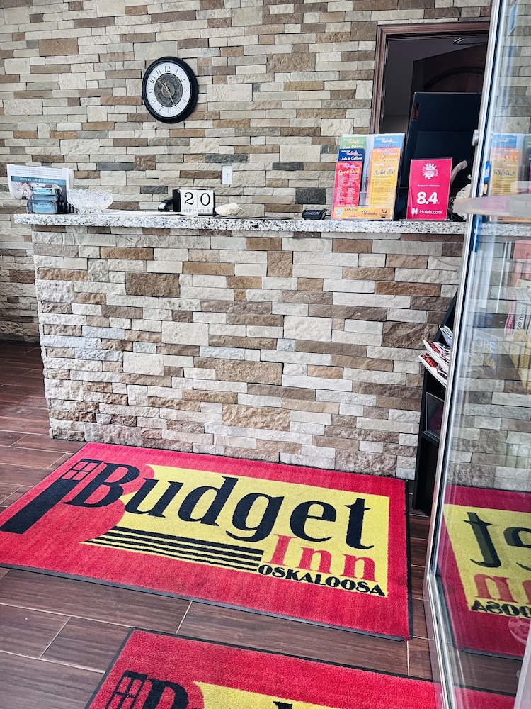 Budget Inn By Capital O Oskaloosa Near Pella view 3