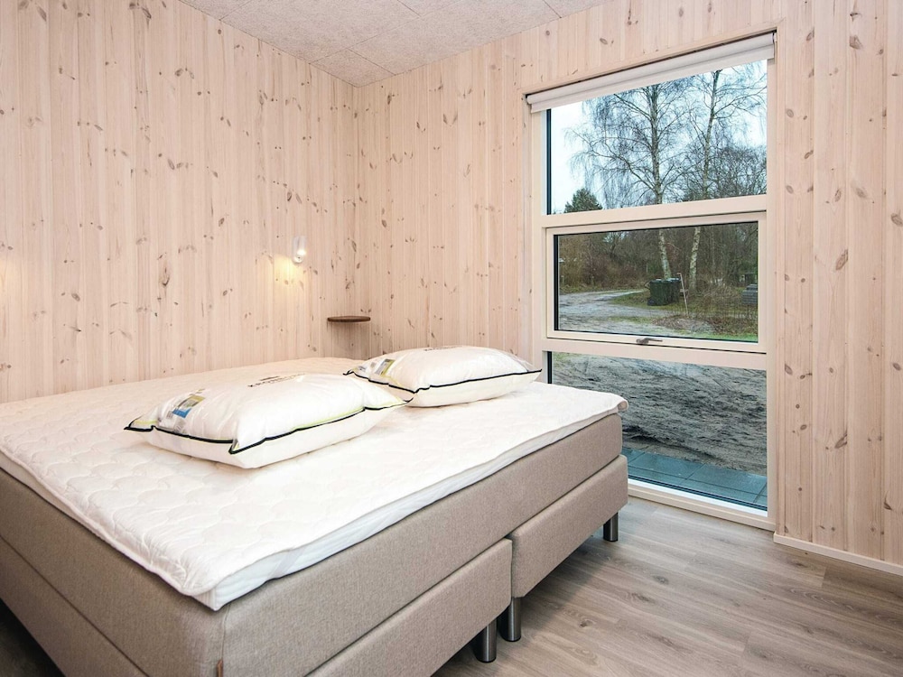 5 Star Holiday Home in Orsted
