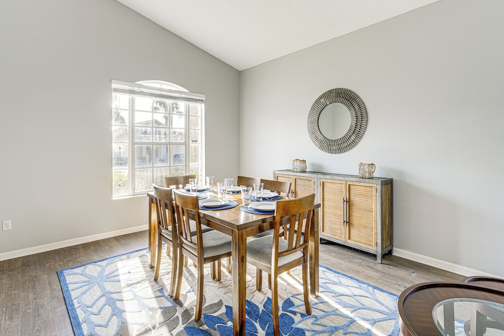 15 Mi to Wdw: House in Clermont Resort Community!