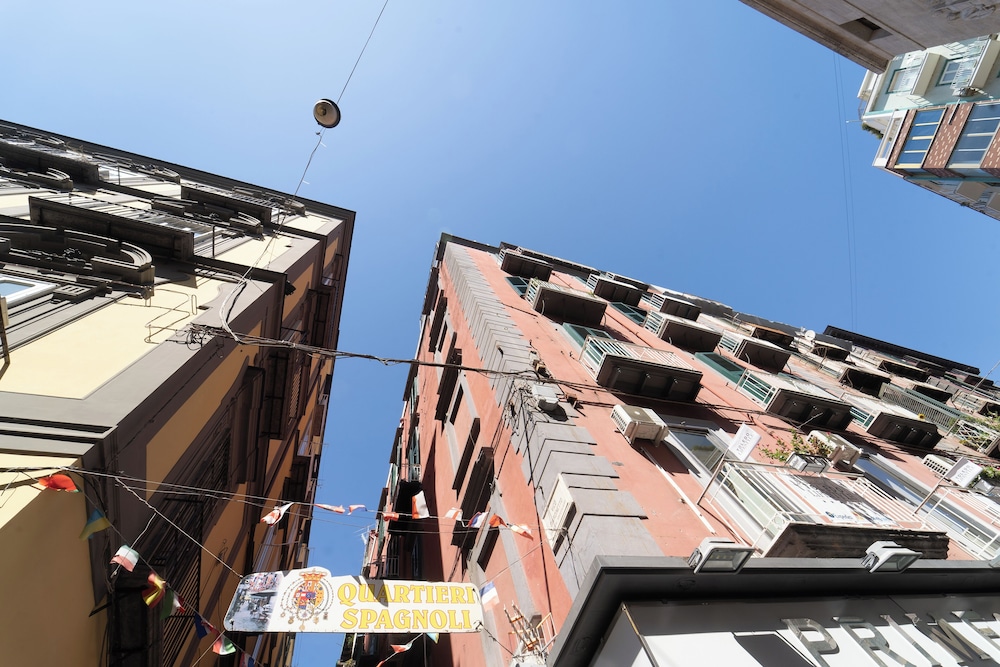 P.C. BOUTIQUE SEA VIEW NAPOLI CENTRO by ClaPa Group Dislocated Hospitality