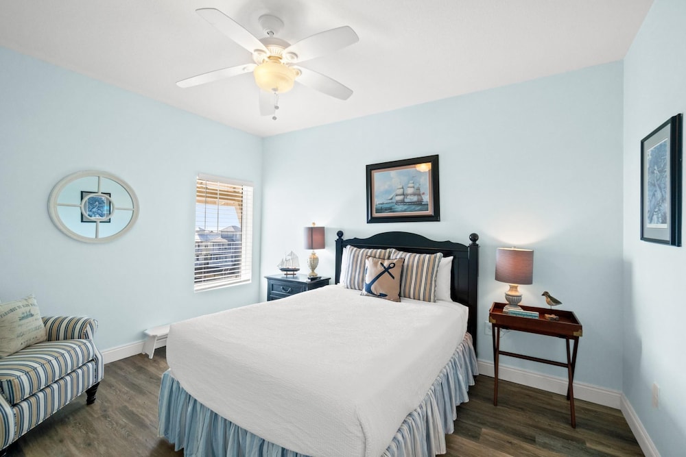 Waterside Village by Panhandle Getaways