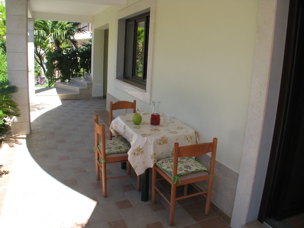 Apartments Miljak