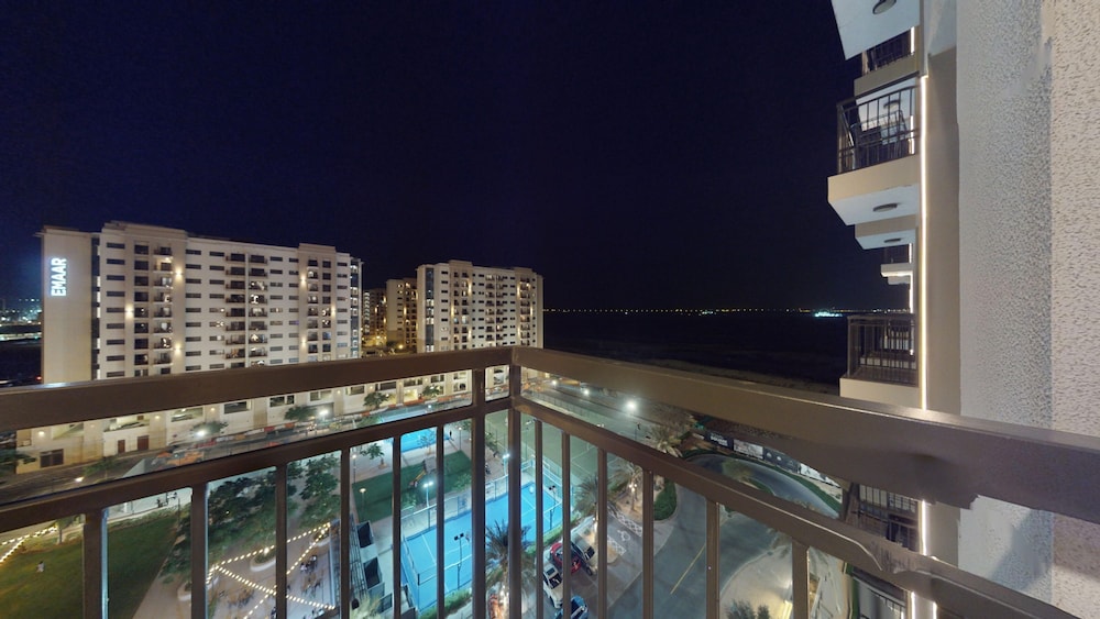 Qudra - Town Square - Una Apartment 718