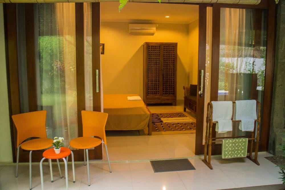 Sunrise Hotel