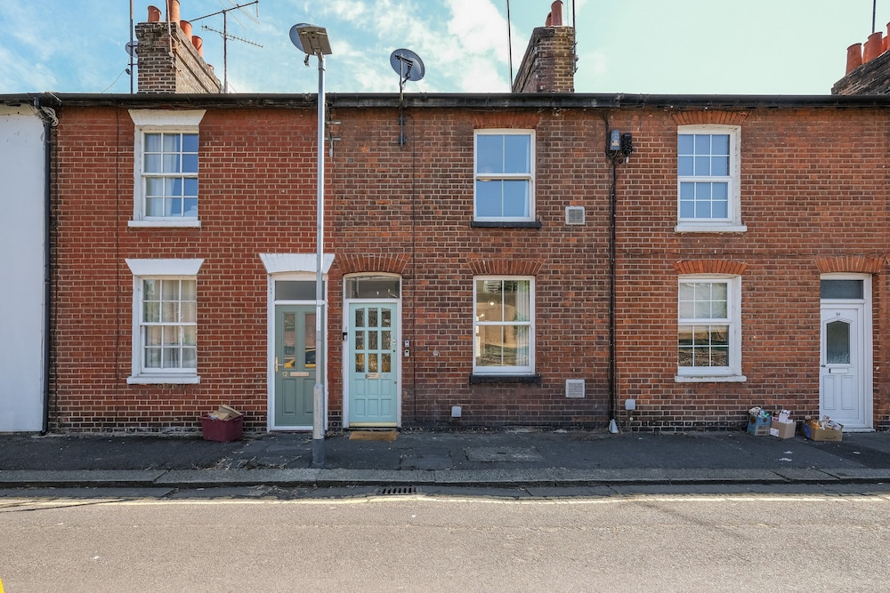 Charming 3 Bed House at Blakes Cottages