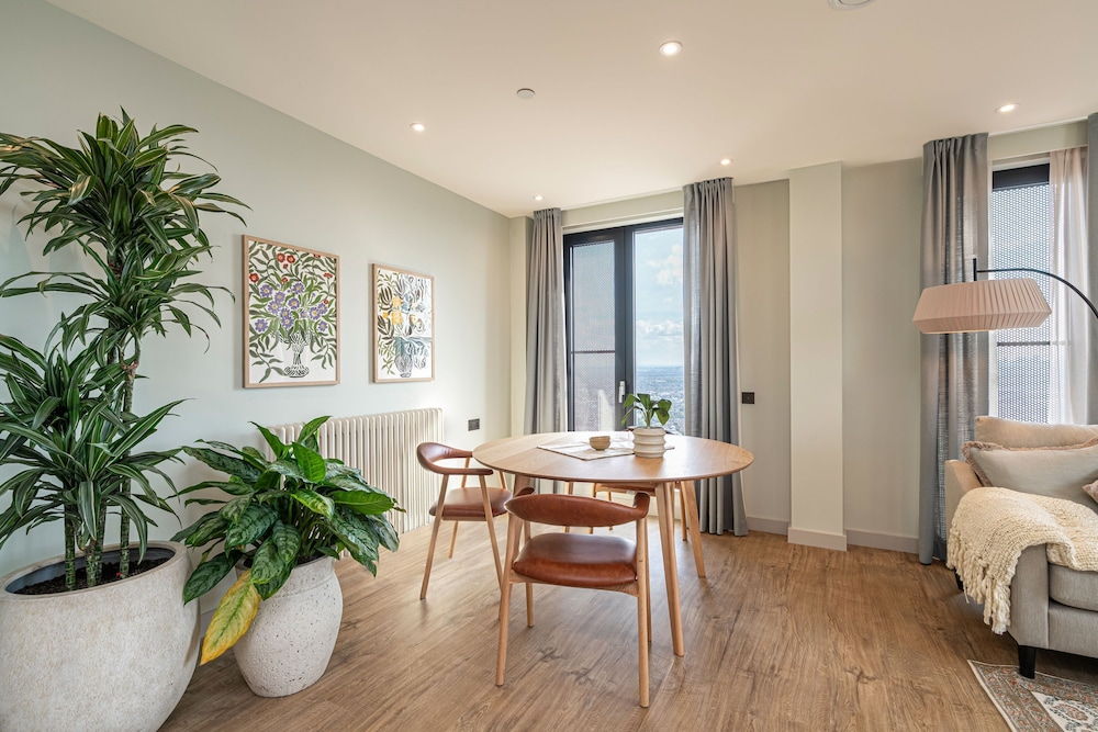 The Eades ADC Atelier 2 Bed