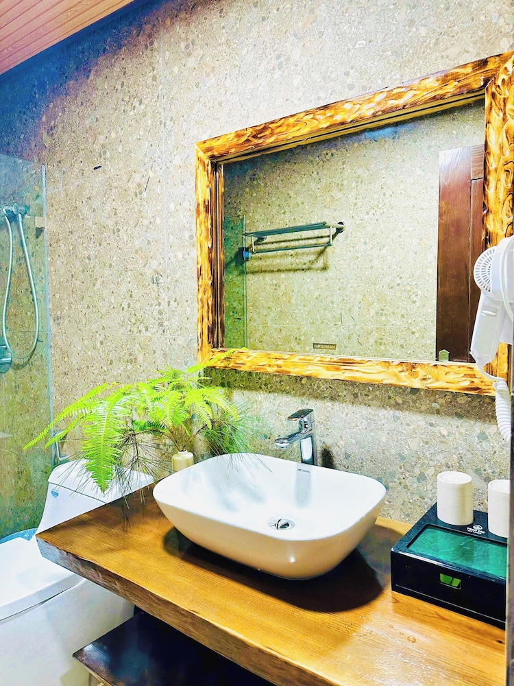 Tram Tau Eco Garden Resort & Hot spring
