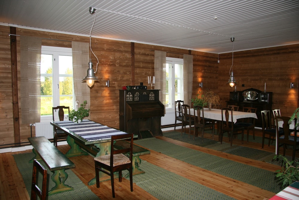 Vehkaniemi Holyday Estate