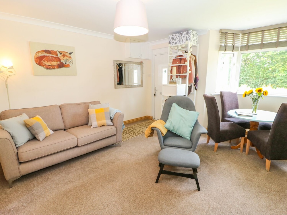 Mallard Cottage view 5