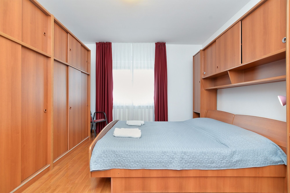 Apartment 1966 view 3