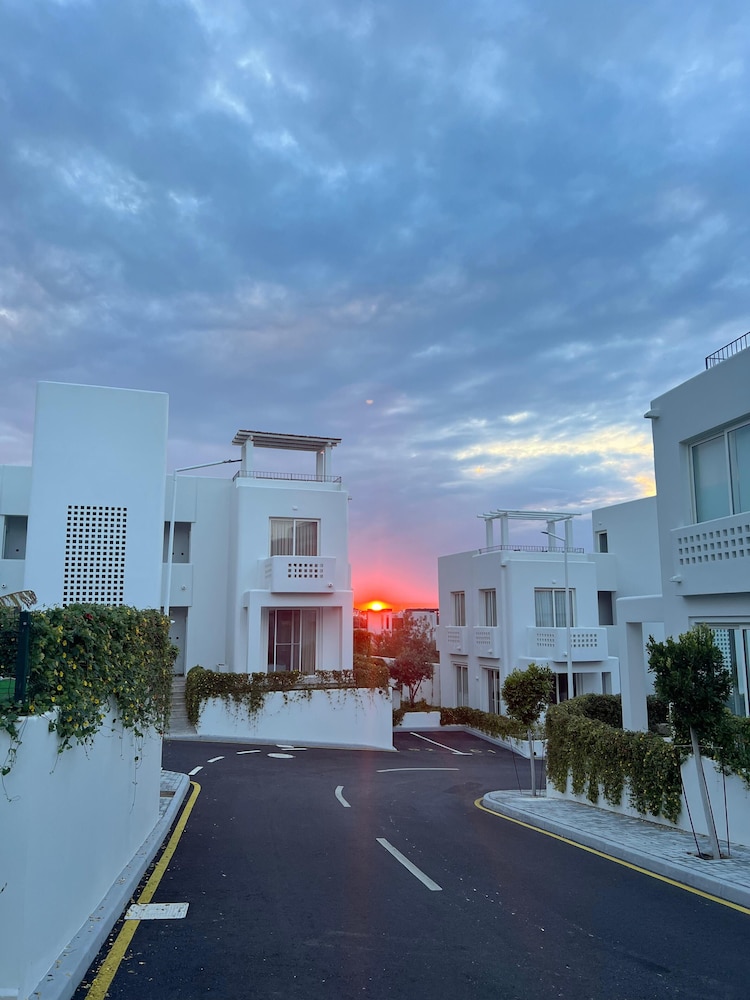 New Lovely3-bed Villa With Incredible Views