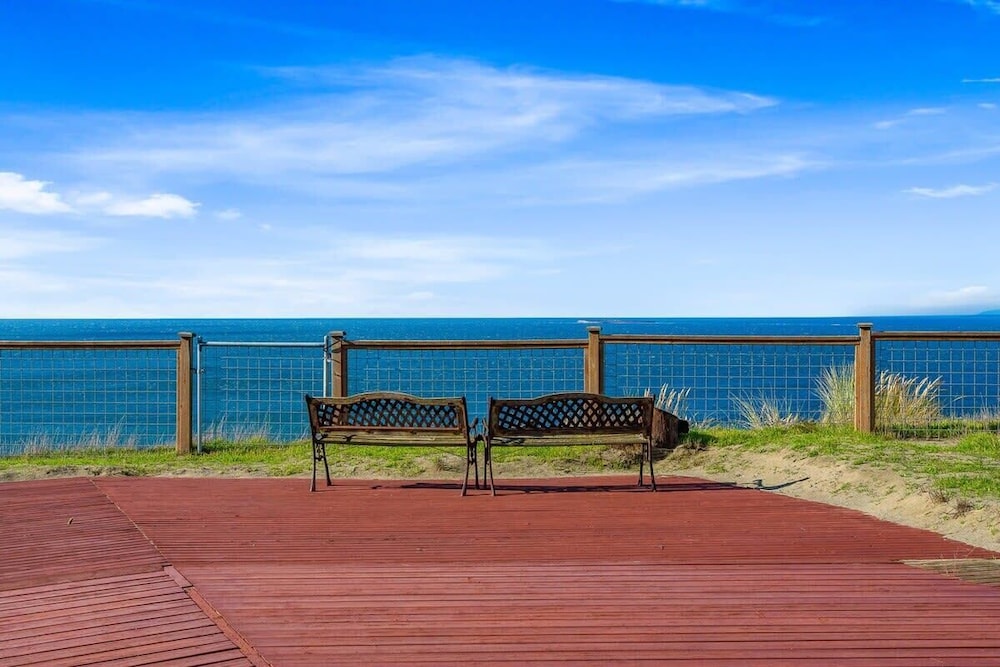 @ Marbella Lane - Seas the Bay Sanctuary