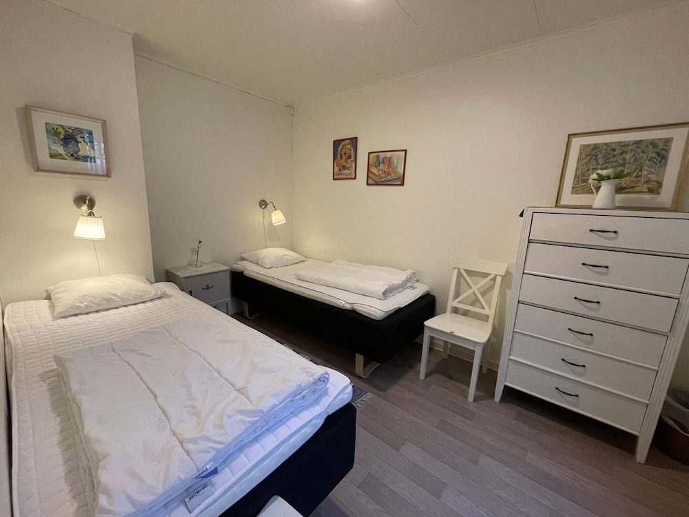 Cozy Holiday Home for 2 in Stenungsund
