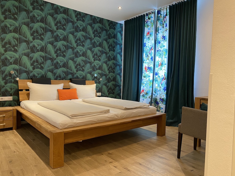 Frankfurt Vacations - Hotel Attache - Property Image 65