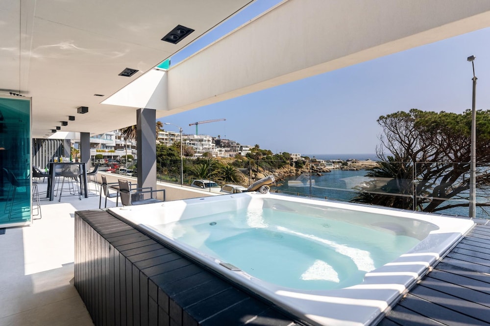 Amashe - Luxury Apt With Jacuzzi and Ocean Views view 5