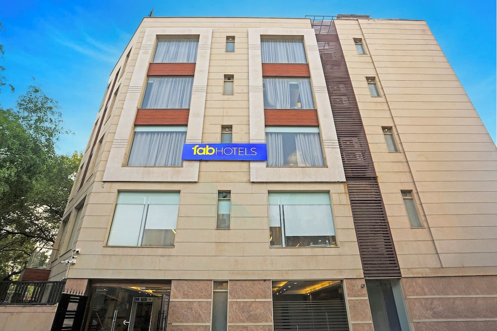 Fabhotel Star Inn