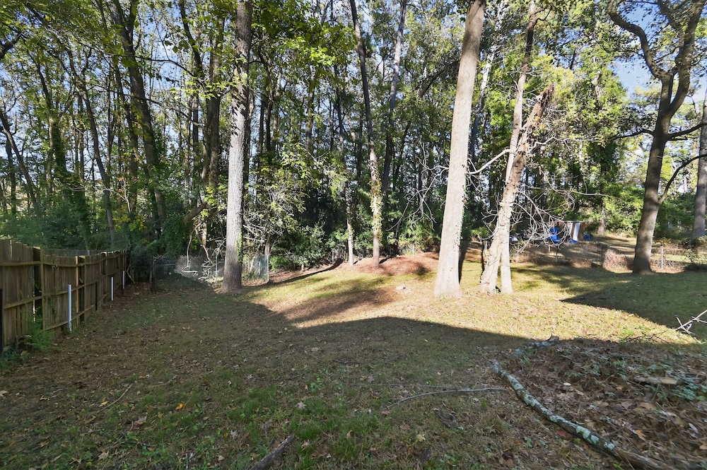Charming East Atlanta Oasis Meets City Vibe 2 Bedroom Home
