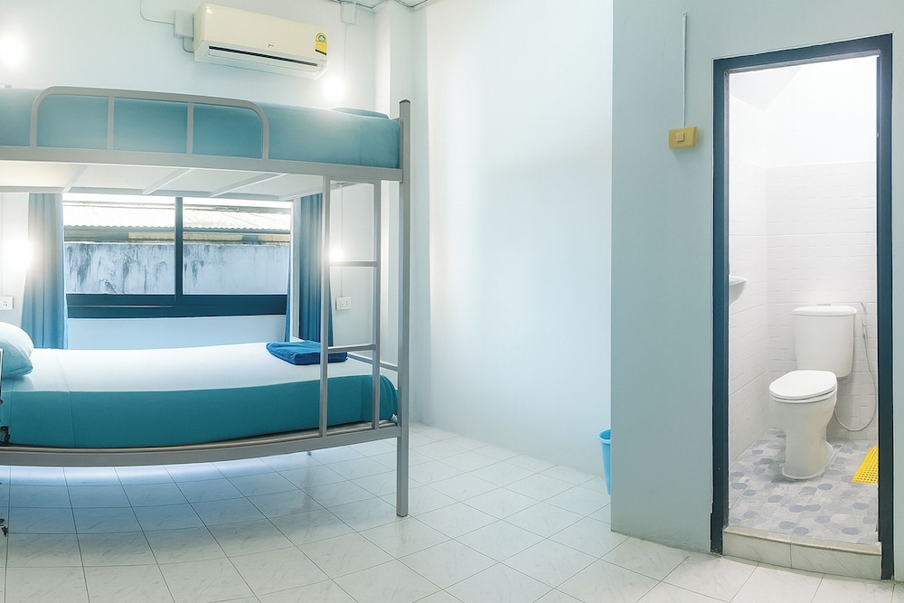 Satop Travelers Guesthouse
